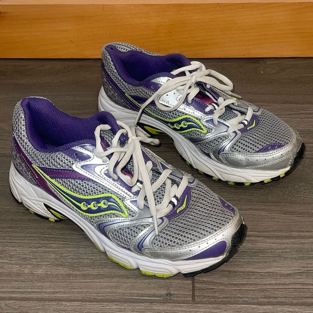 Saucony Oasis 2 Athletic Shoes Womens Size 8.5 Purple Silver Walking Running